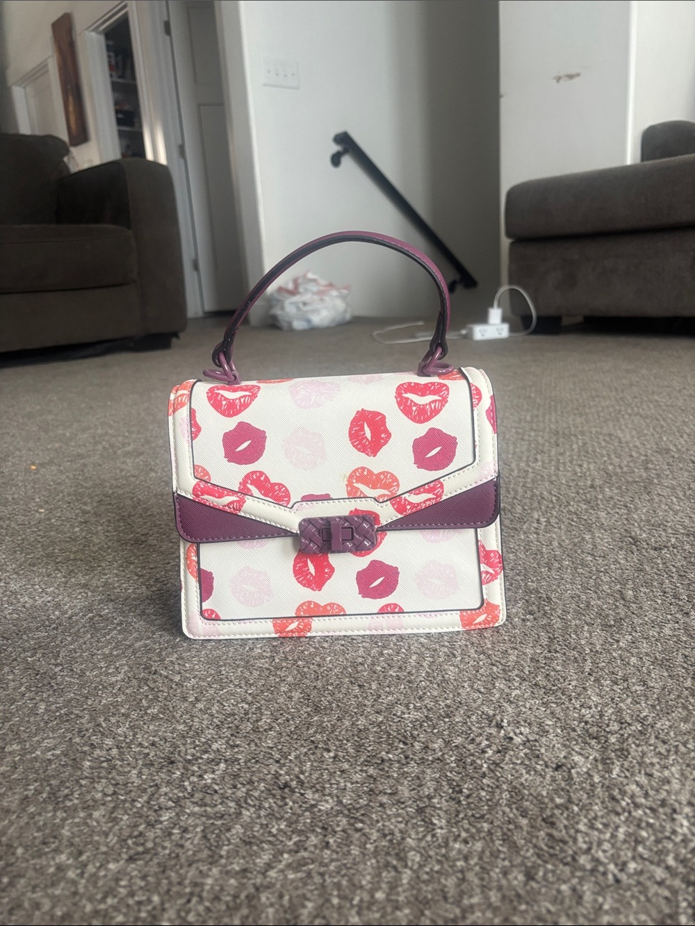 T.J.Maxx White Satchel with Pink, Red & Purple Lip Print